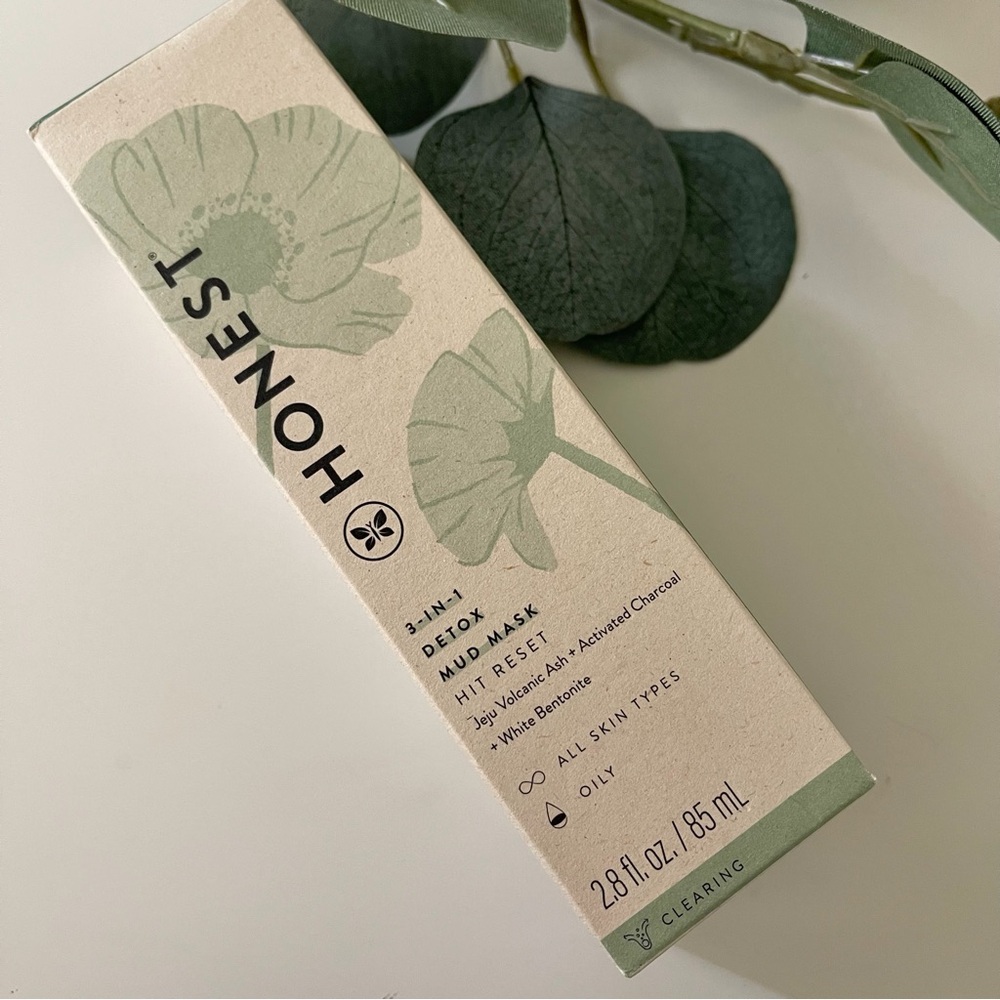 Honest The Basics Prime + Perfect Mask and Clearing 3-in-1 Detox Mud Mask - Picture 8 of 13